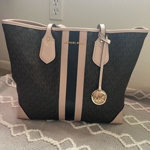 Eva Large Logo Stripe Tote Bag
